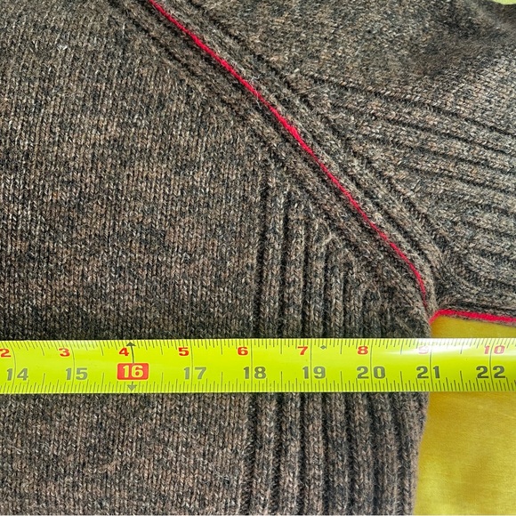 Tommy Hilfiger• Brown & Red Merino Wool Turtleneck Sweater• Sz M - Picture 9 of 11